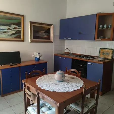 Alghero, Ottimo A 100 M. Dal Mare