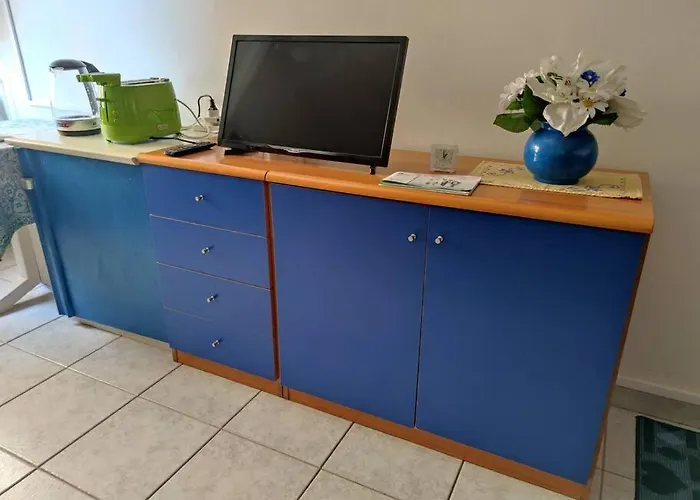 Alghero, Ottimo A 100 M. Dal Mare *